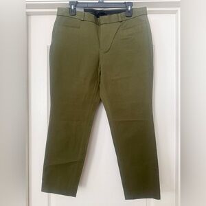 Banana Republic Sloan Women's Dress Pants size 12 Petite Green Ankle Straight